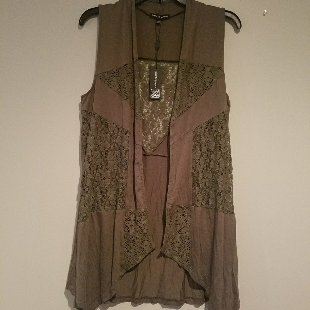 NWT Olive green cable & gauge open front vest